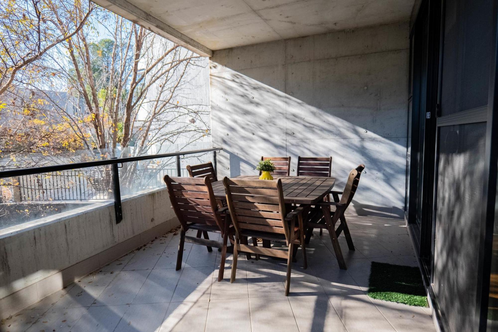 Yarralumla Large Executive 3 Bedroom מראה חיצוני תמונה