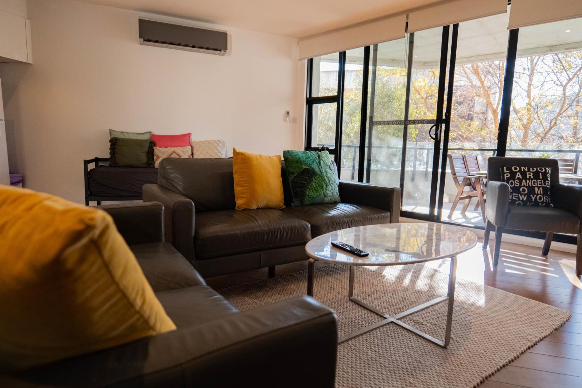 Yarralumla Large Executive 3 Bedroom מראה חיצוני תמונה